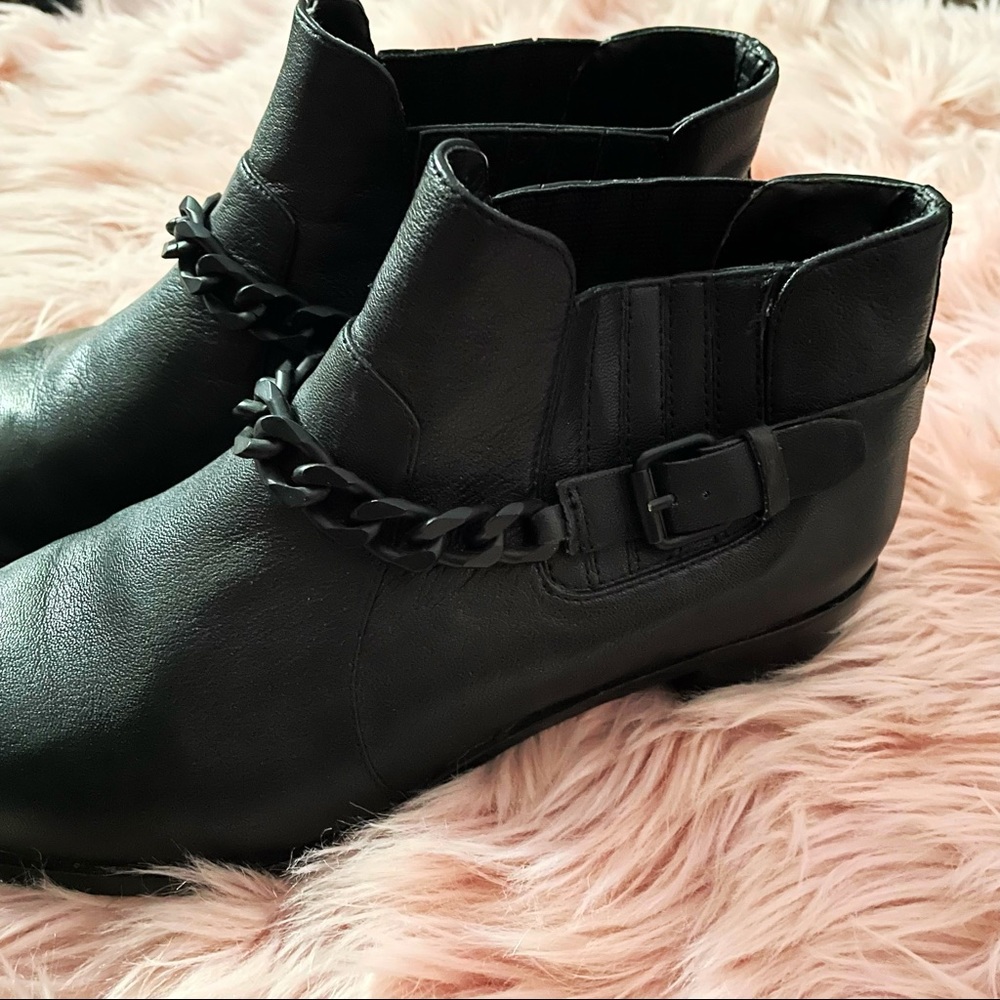 Joe’s Booties w/Black Chains ⛓